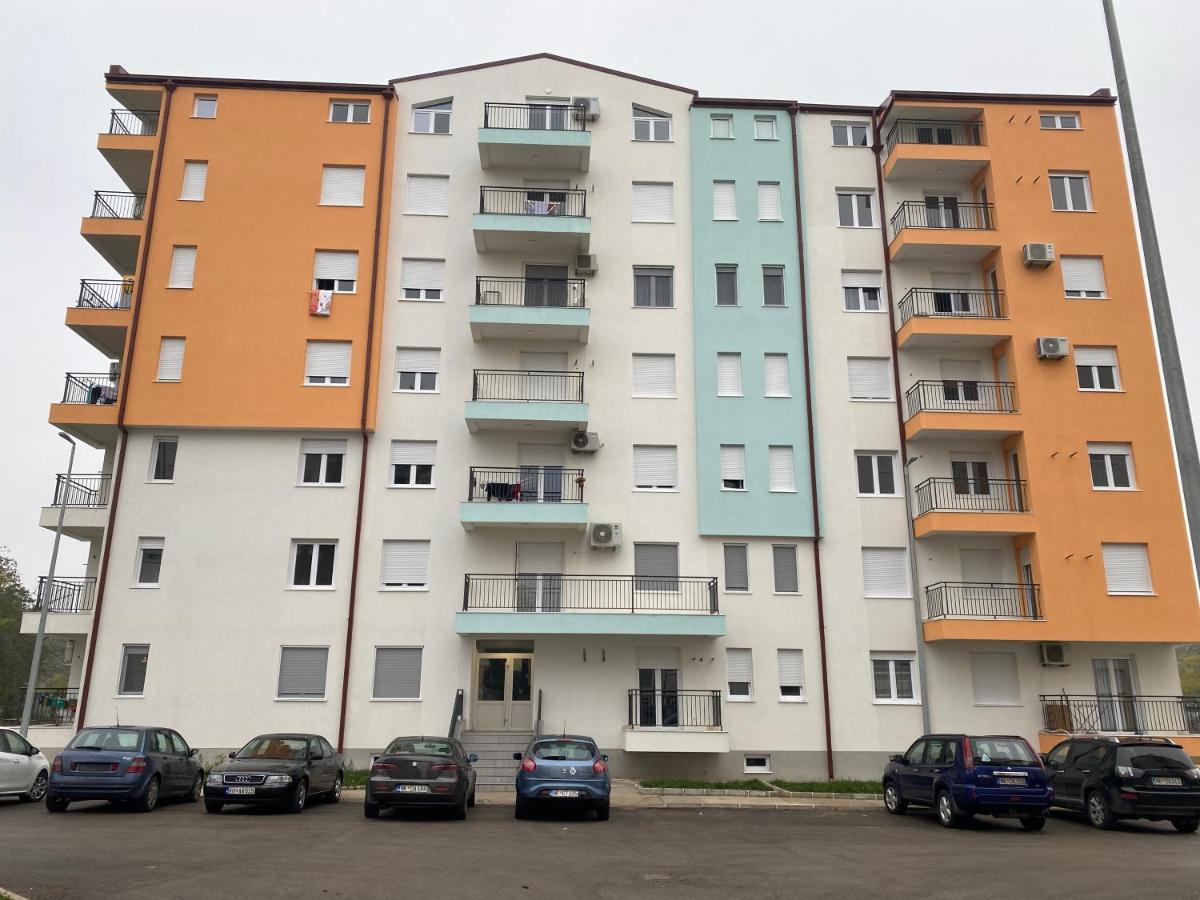 Newtown Apartment Nikšić Eksteriør bilde